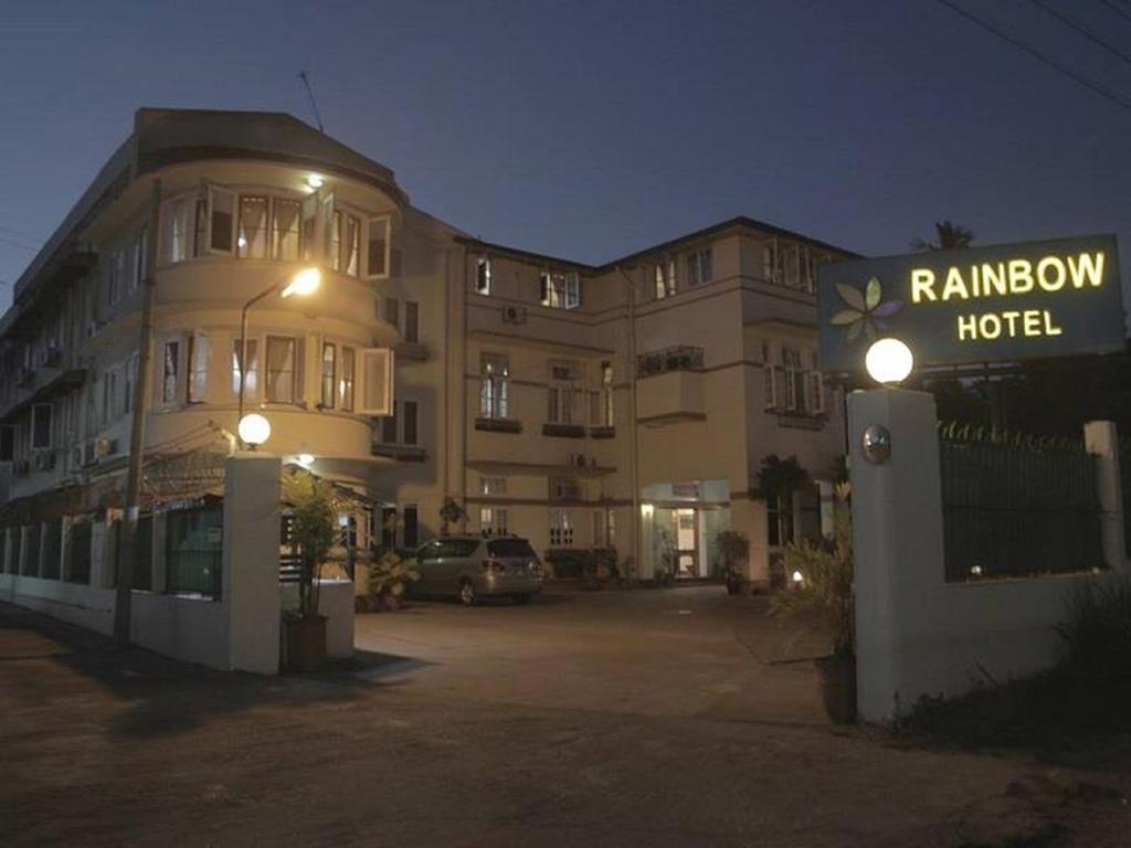 Rainbow Hotel Yangon Exterior photo